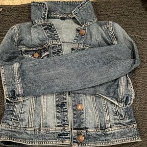 American eagle cropped jean jacket